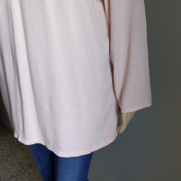 LIZ CLAIBORNE STUDIO PINK V NECK TOP SIZE LARGE - Picture 6 of 15